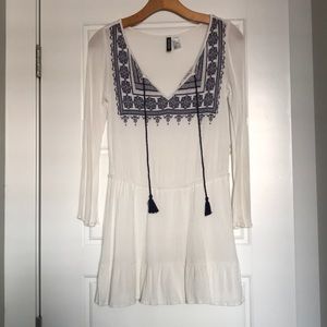 HM embroidered print tunic or swim coverup size 4